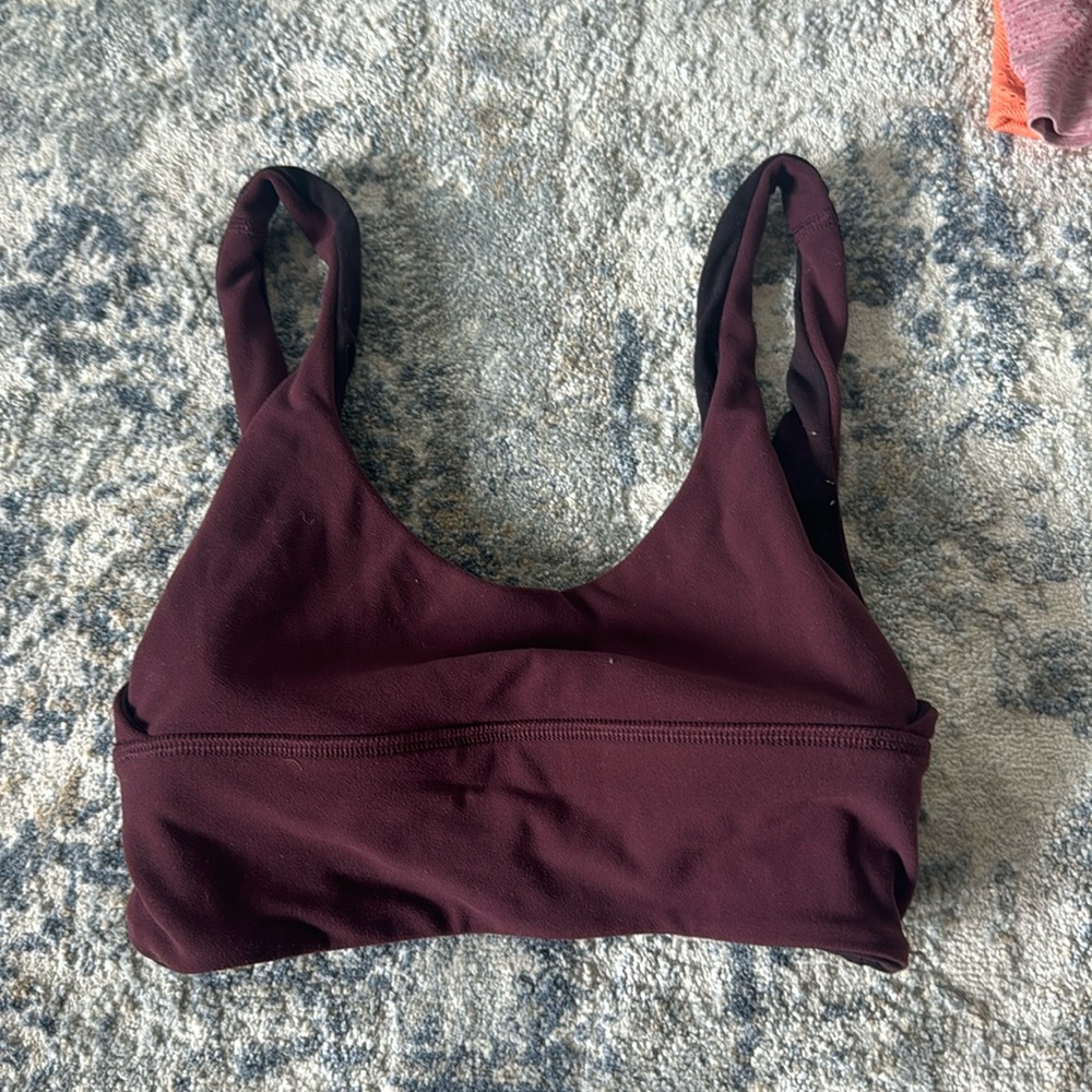 Lululemon sports bra size 2
